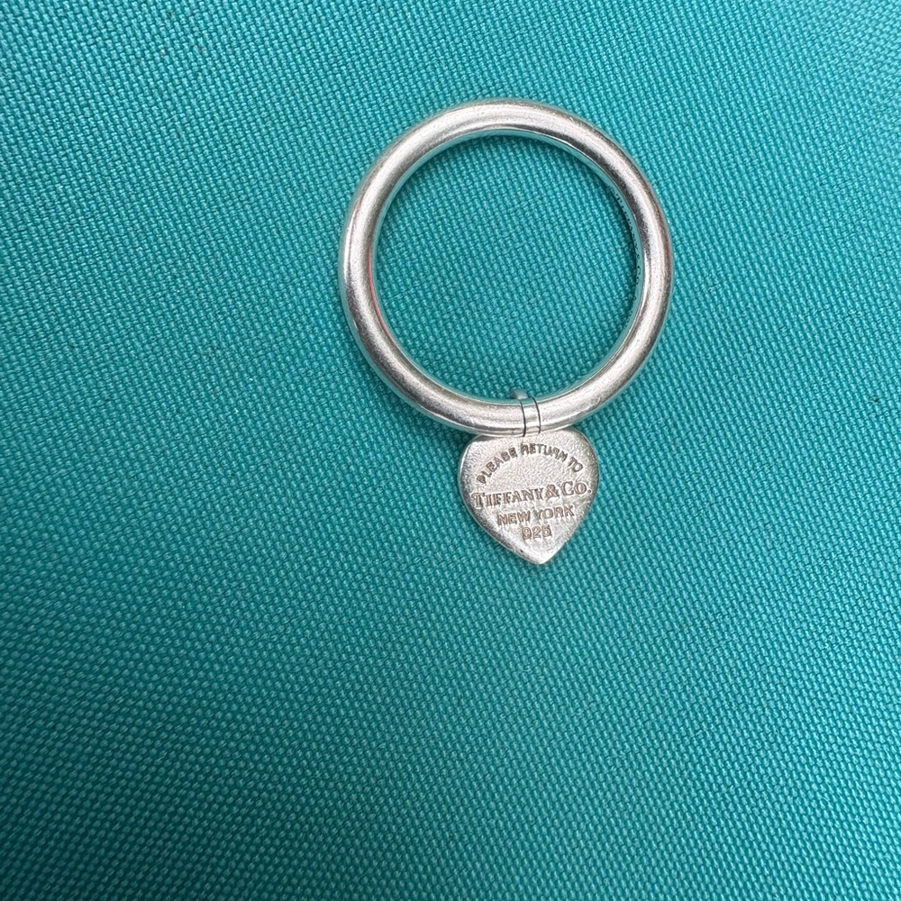 Tiffany & Co. Silver Heart Key Ring on Teal